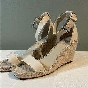 Vince Camuto Strappy Espadrilles Sz 10